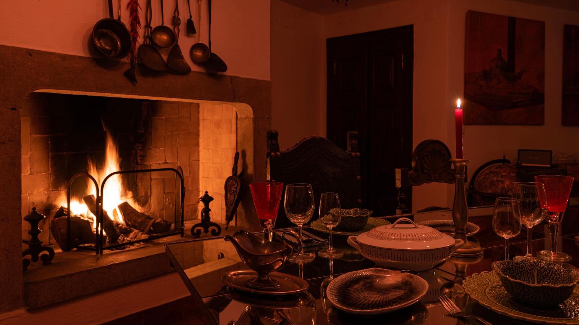 Small Cozy Room In Palace Patio With Hot Tub And Snooker - Sintra Wow Zewnętrze zdjęcie